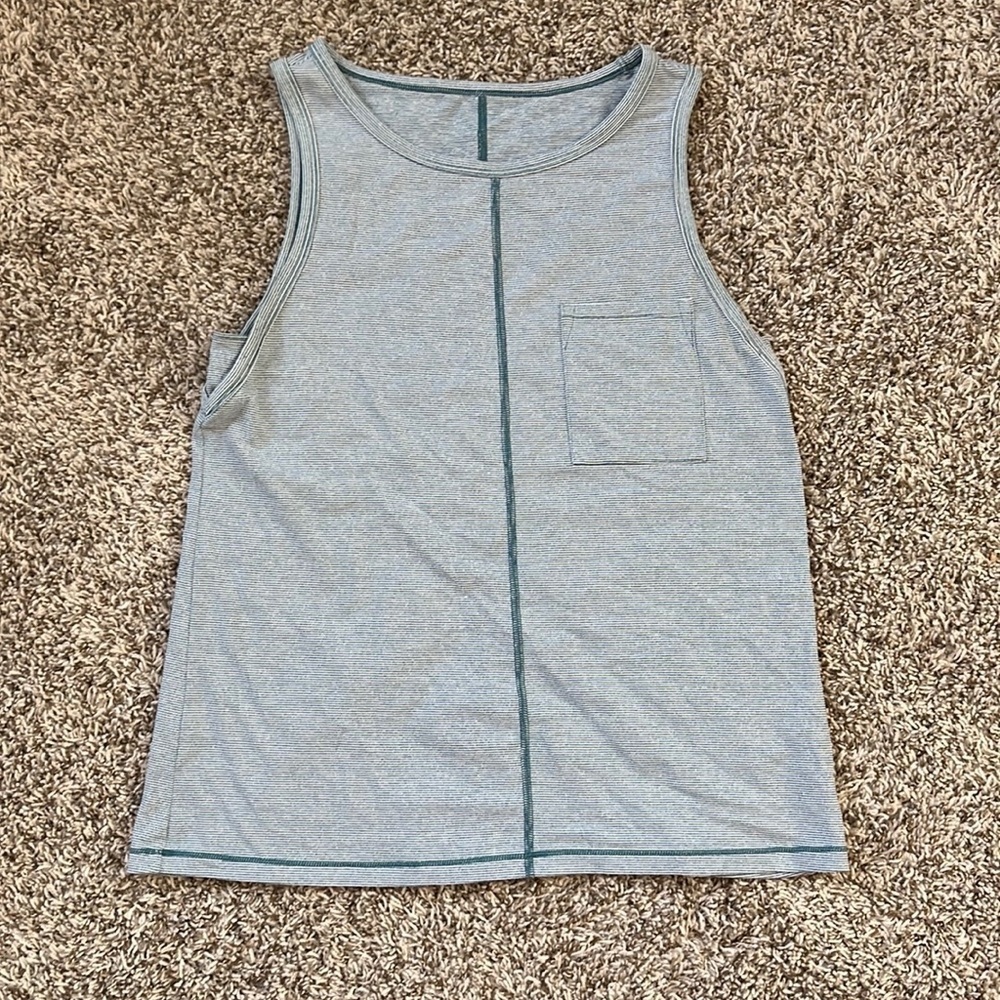 Lucy tank top striped Athletic blue & white size medium